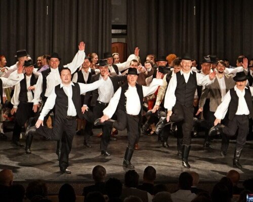 55 éves a Batsányi Táncegyüttes – Gálaesttel ünnepelték meg