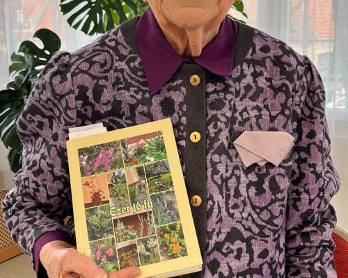 Ezer jó fű – Gizi néni kertje egy frissen megjelent könyv lapjain